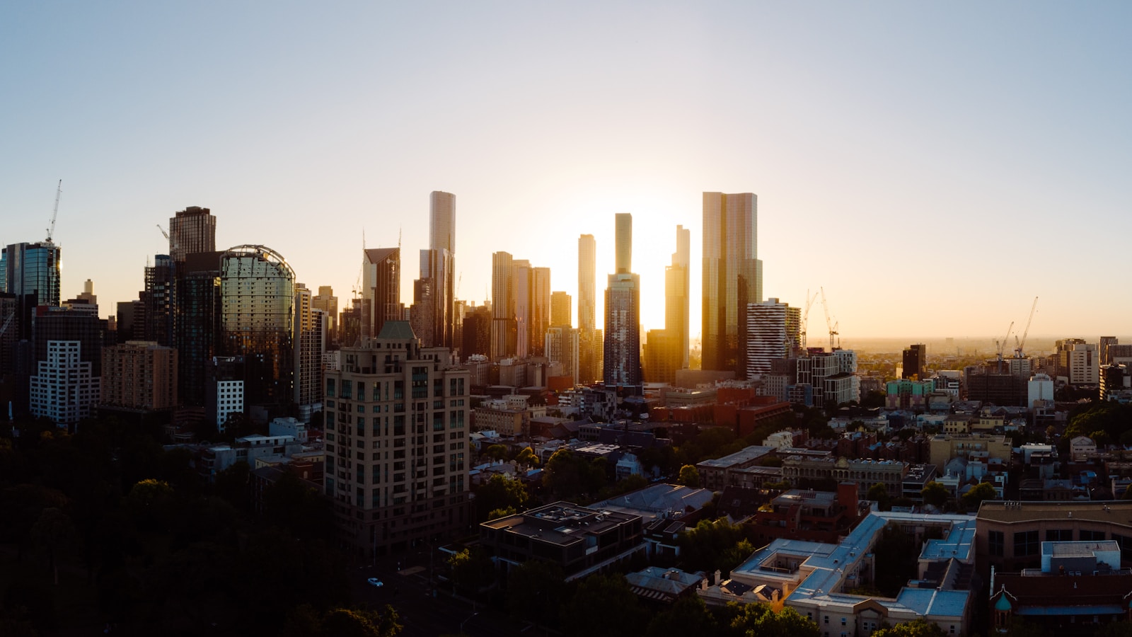 Melbourne CBD skyline at golden hour — learn Mandarin in Melbourne with WillyChina
