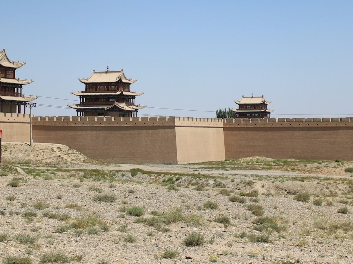 Jiayuguan Fortress ramparts and three pagoda watchtowers, the western terminus of the Ming Great Wall, Gansu