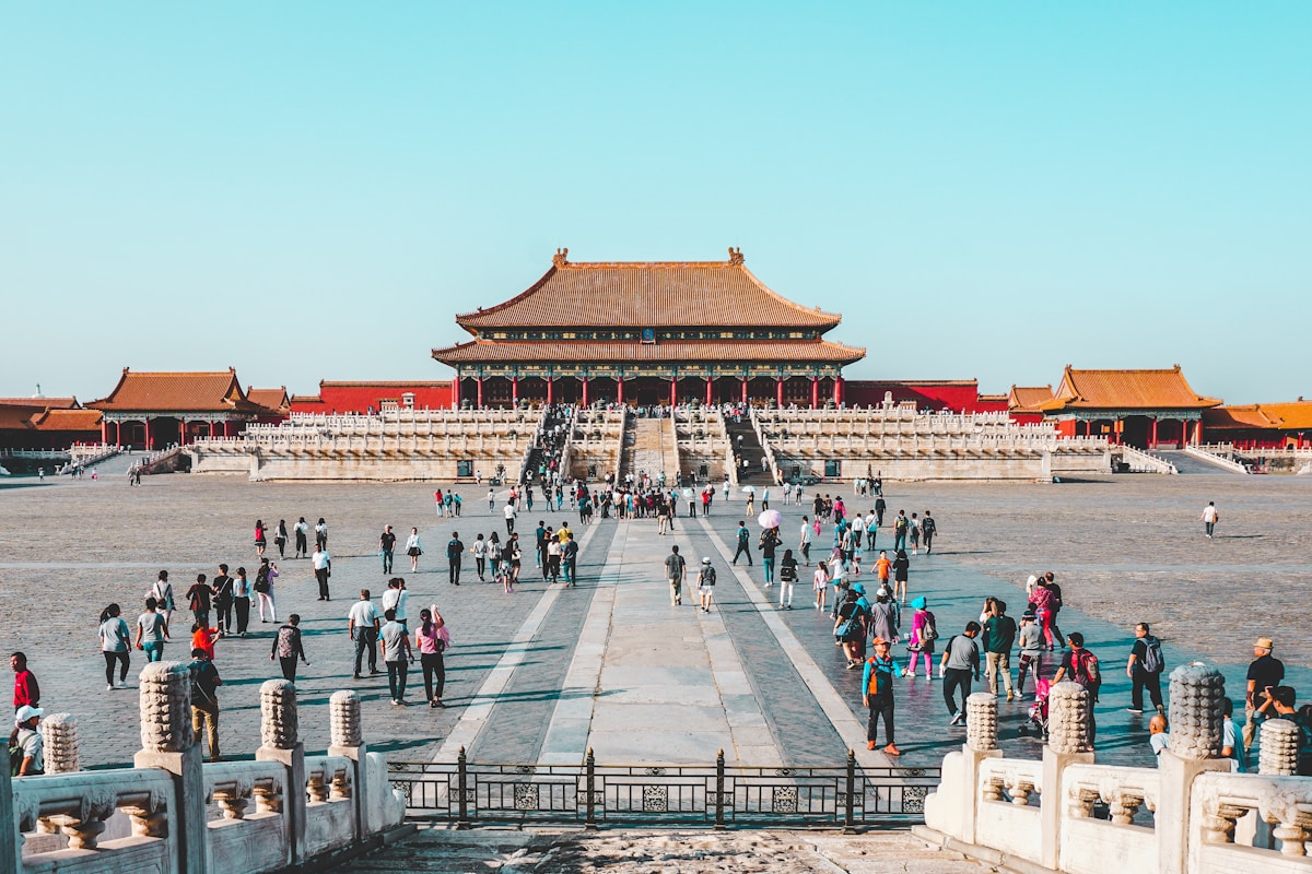 Mandarin vs Cantonese: Which Should You Learn?