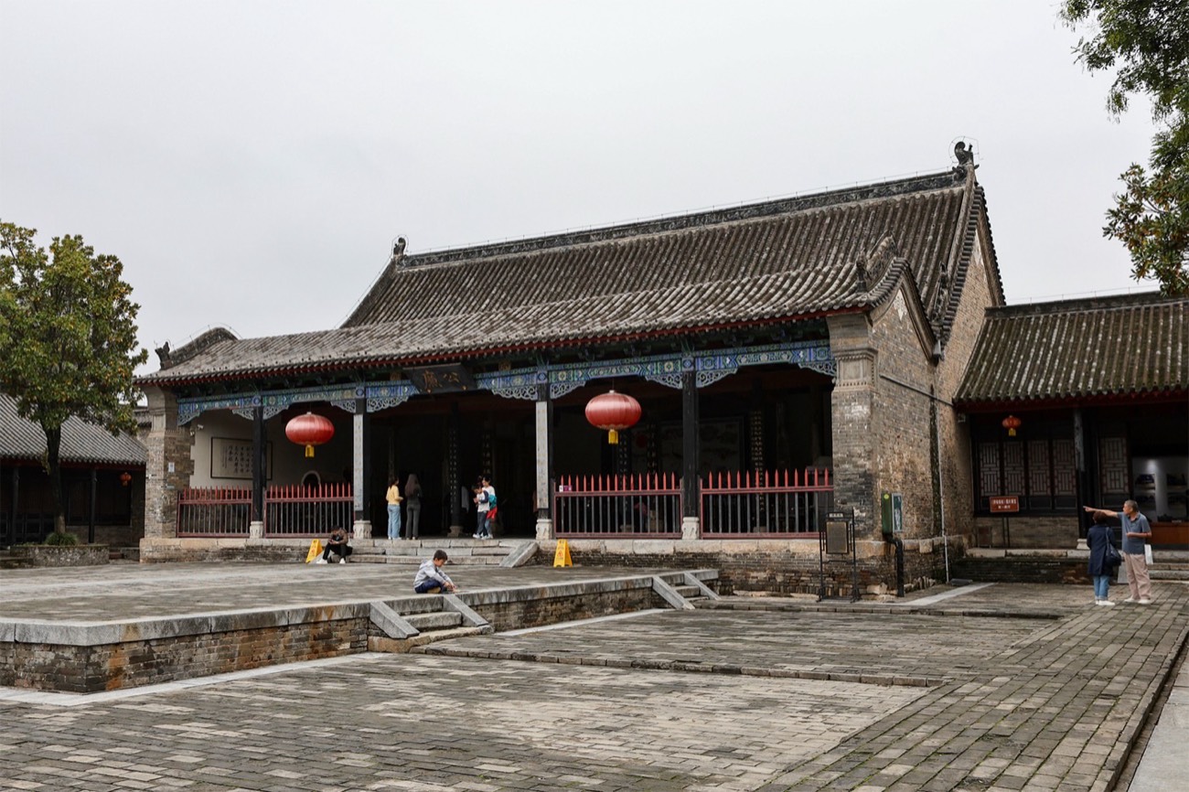 The well-preserved Qing-era Nanyang Prefectural Yamen courtyard, Nanyang, Henan