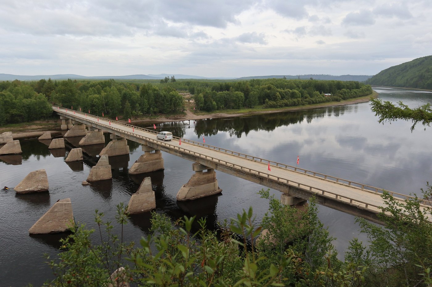 Road bridge over the Emur River at Mohe, Heilongjiang — China's northernmost county